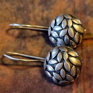Rare Silpada Sterling Silver Petal Earrings